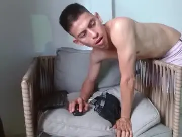 Chaturbate Free Live Porn of johan_kitten