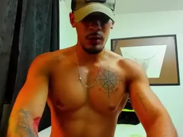 Chaturbate Adult Video Chat of mister_latino27