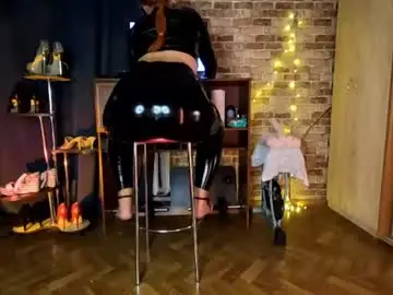 Chaturbate Free Porn Cam of sara__foxy