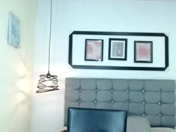 Chaturbate Live Sex of sarah__moon1