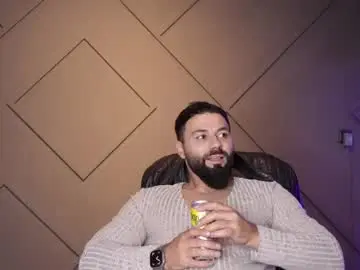 Chaturbate Live Sex Cam of glennmasters