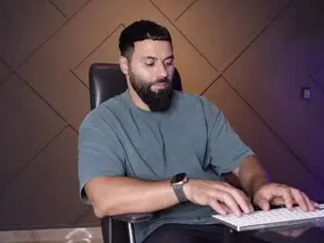 Chaturbate Sex Cam of glennmasters