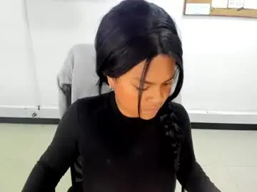 Chaturbate Live Sex Cam of karla_cg