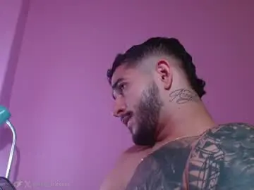Chaturbate Watch Live Sex Cams of king_falconer