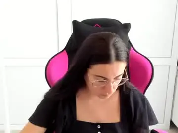 Chaturbate Adult Webcams of lucyycharm