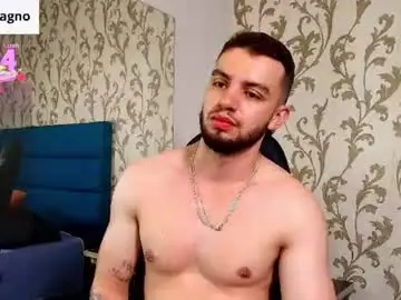 Chaturbate Free Live Porn of michael_magno