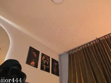 Chaturbate Free Porn Cam of baby_junior420