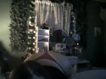 Chaturbate Live Sex Cam of dazzlingkitten