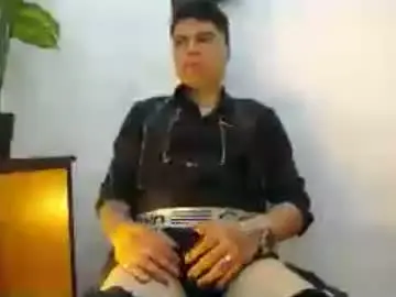 Chaturbate Adult Video Chat of aquilestaylor