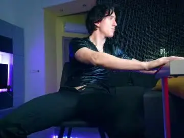 Chaturbate Free Porn Cam of christianlevine_