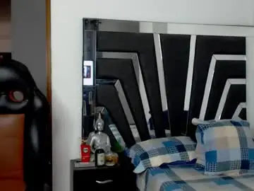 Chaturbate Free Porn Cam of noah_harris01