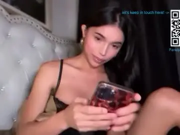 Chaturbate Free Porn Cam of zoe_hermes