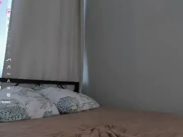 Chaturbate Live Sex Cam of _shiningstar