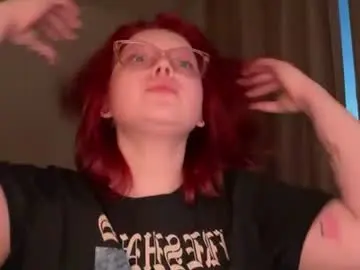 Chaturbate Live Sex Cam of eva_kittenn