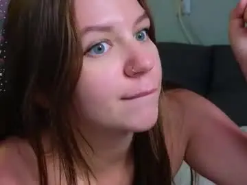 Chaturbate Live Porn of kira_briis