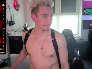 Chaturbate Watch Live Sex Cams of rayzel31