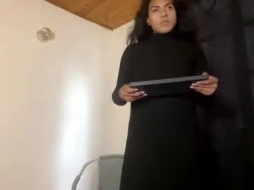 Chaturbate Nude Webcam of ariana_rodriguez_