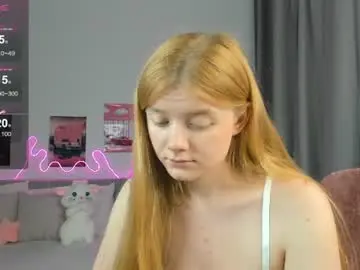 Chaturbate Live Sex Cam of evie_tomioka
