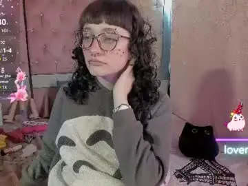 Chaturbate Best live sex cam show of sweet_emmili