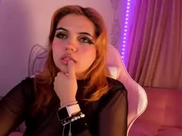 Chaturbate Live Sex Cam of lovely_paris_01