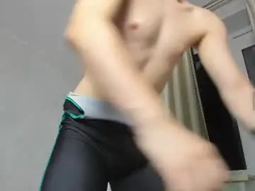 Chaturbate Live Porn of elliot_winki