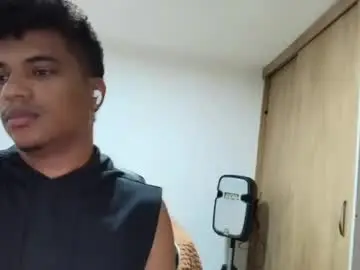 Chaturbate Watch Live Sex Cams of esteban_lu