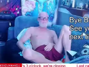 Chaturbate Private Sex Chat of kiveuxmakeu