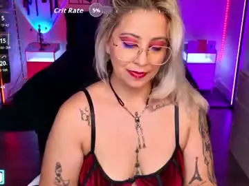 Chaturbate Live Sex Cam of blackwidowj