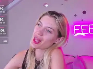 Chaturbate Private Sex Chat of cherry_pr1ce