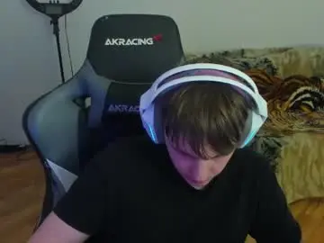 Chaturbate Live Sex of aron_neall