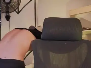 Chaturbate Free Porn Cam of edwardross_