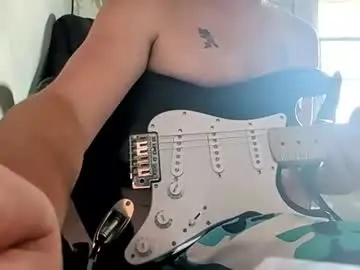 Chaturbate Live Sex of mjmckenz55