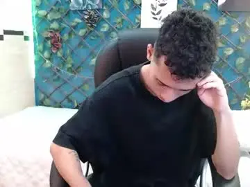 Chaturbate Sex Chat of lucasssmith11