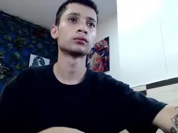 Chaturbate Nude Webcam of lucasssmith11