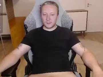 Chaturbate Live Sex Cam of yhdxhy