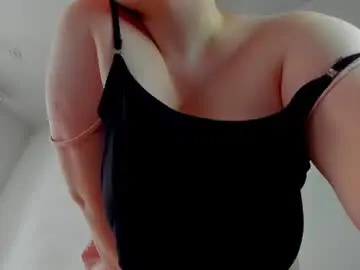 Chaturbate Live Sex Cam of debbiewood