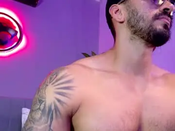 Chaturbate Sex Chat of tony_muscle1