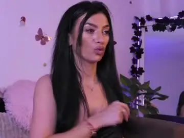 Chaturbate Live Sex Cam of ameliereeaa