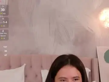 Chaturbate Live Sex Cam of milaleoneli