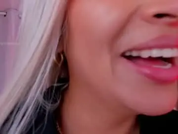 Chaturbate Live Porn of salommecruz01