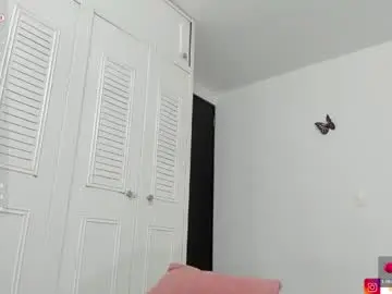 Chaturbate Live Sex Cam of amalix23
