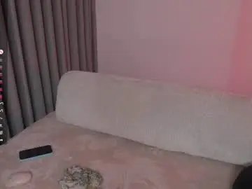 Chaturbate Live Sex Cam of annieguzman_