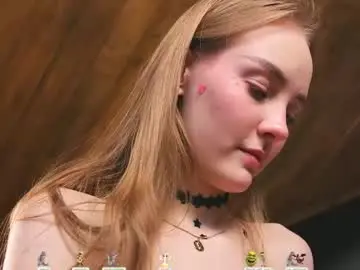 Chaturbate Watch Live Sex Cams of lissa_meooow