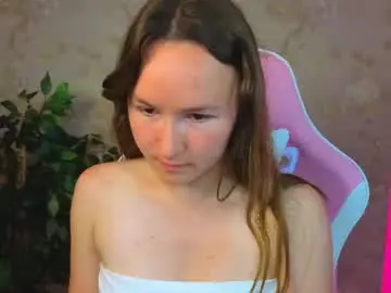 Chaturbate Free Porn Cam of little_doll_meow