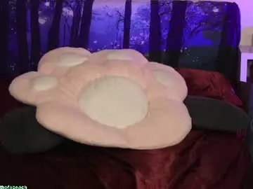 Chaturbate Free Live Porn of widthofapeach