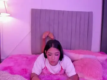 Chaturbate Live Sex Cam of bella_blossom_