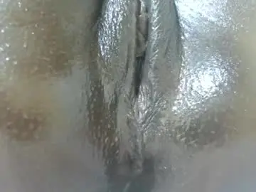 Chaturbate Live Sex Cam of crazyebonie