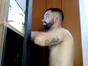 Chaturbate Adult Video Chat of sebas_diaz_
