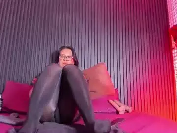 Chaturbate Nude Webcam of mature_naughty_x