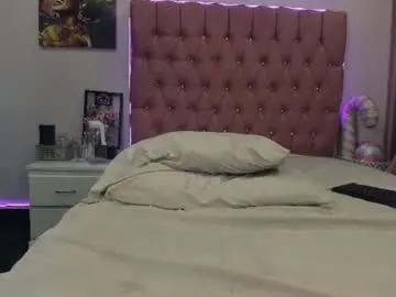 Chaturbate Adult Video Chat of mazeekiin